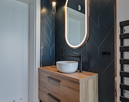 łazienka w mocnych kolorach - zdjęcie od Katarzyna Wnęk - Homebook