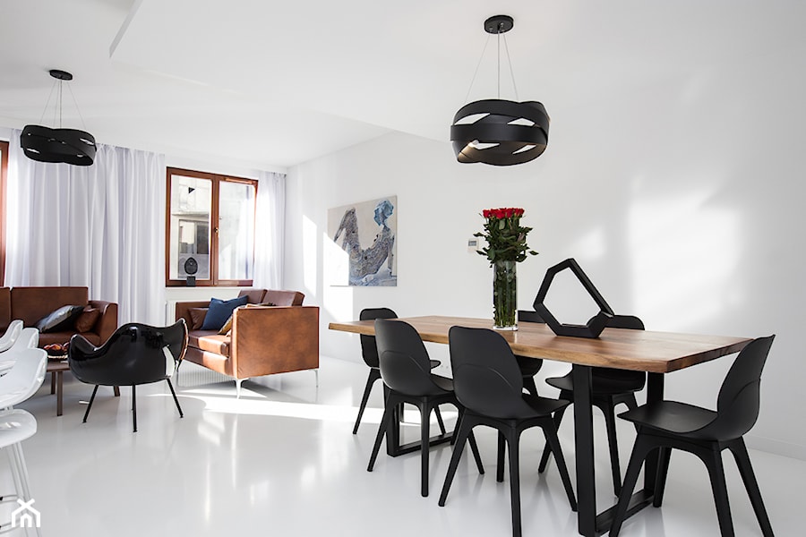 Apartament Pod Złotym Globem - Duża biała jadalnia w salonie, styl nowoczesny - zdjęcie od NOYE Studio