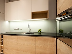 Projekt mieszkania w bloku. - Kuchnia, styl nowoczesny - zdjęcie od MKdezere