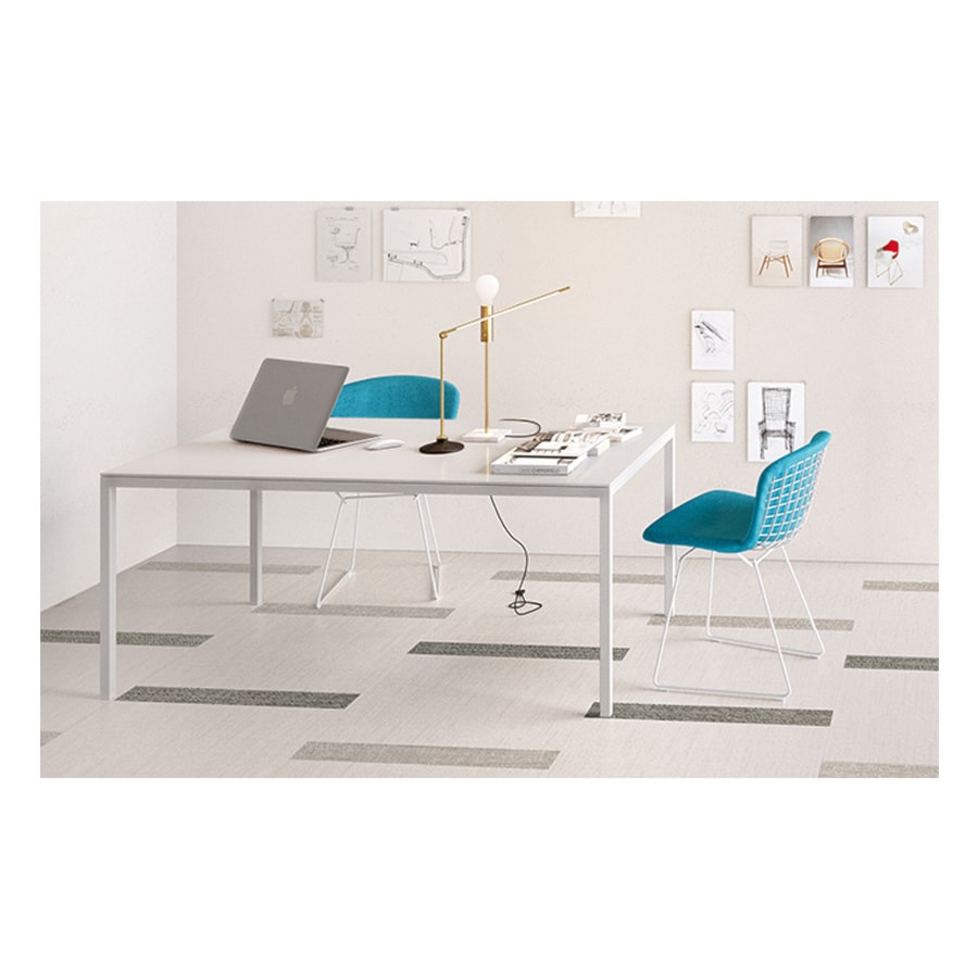SANT'AGOSTINO DIGITALART - Średnie w osobnym pomieszczeniu białe biuro, styl minimalistyczny - zdjęcie od modnydom24