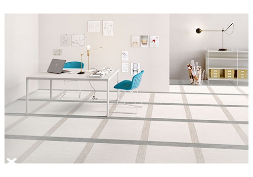 SANT'AGOSTINO DIGITALART - Średnie beżowe białe z fotografiami na ścianie biuro, styl minimalistyczny - zdjęcie od modnydom24