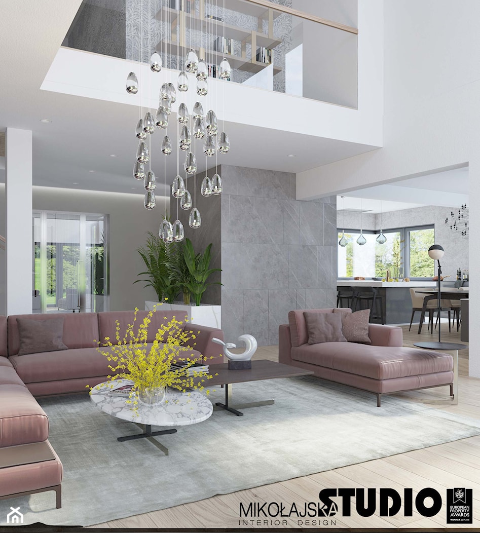 salon z różową sofą - zdjęcie od MIKOŁAJSKAstudio - Homebook