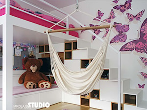 łóżko na antresoli-pokój dziecka - zdjęcie od MIKOŁAJSKAstudio