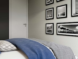 sypialnia w szarościach-niebieski akcent - zdjęcie od MIKOŁAJSKAstudio