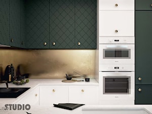 biała kuchnia-oliwkowe fronty - zdjęcie od MIKOŁAJSKAstudio