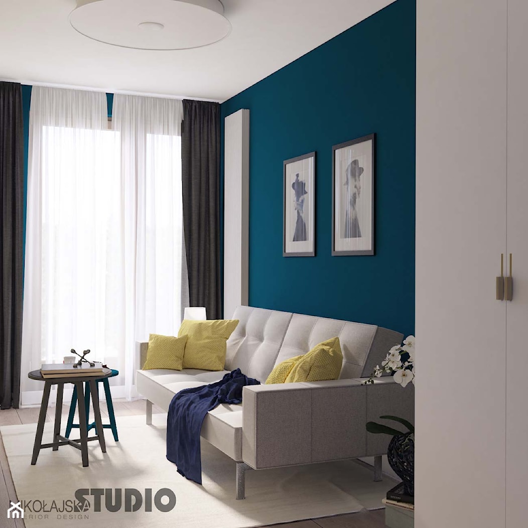 jasny salon niebieska ściana - zdjęcie od MIKOŁAJSKAstudio - Homebook
