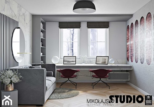 Szykowne wnętrze nad Baranówką - Średnie w osobnym pomieszczeniu z sofą z zabudowanym biurkiem białe szare biuro, styl nowoczesny - zdjęcie od MIKOŁAJSKAstudio
