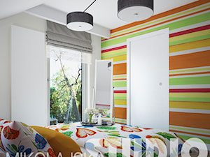 sypialnia bogata w kolor - zdjęcie od MIKOŁAJSKAstudio