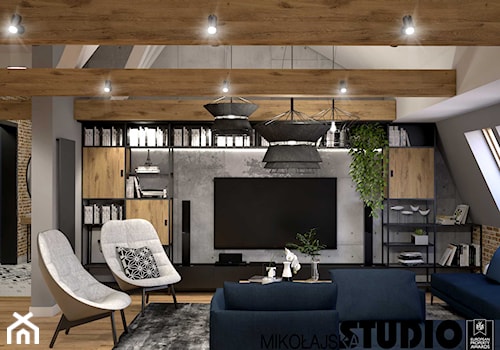 Apartament na strychu - Średni biały szary salon z bibiloteczką, styl industrialny - zdjęcie od MIKOŁAJSKAstudio