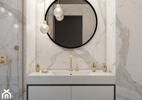 jasna marmurowa łazienka-okrągłe lustro - zdjęcie od MIKOŁAJSKAstudio