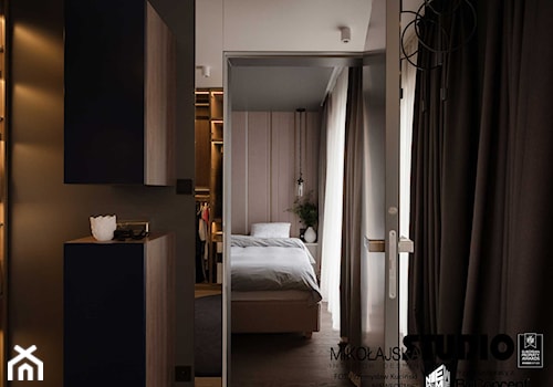 DOM W WIELICZCE - zdjęcia - Średnia czarna szara sypialnia, styl nowoczesny - zdjęcie od MIKOŁAJSKAstudio