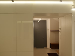 white mat - Hol / przedpokój, styl minimalistyczny - zdjęcie od t design