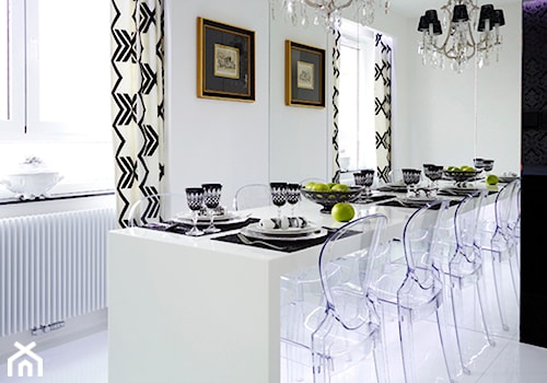 BAROK XXI W. - Duża biała jadalnia jako osobne pomieszczenie, styl glamour - zdjęcie od t design