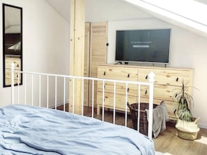 Sypialnia na poddaszu - Salon, styl skandynawski - zdjęcie od O-Caroline Blog