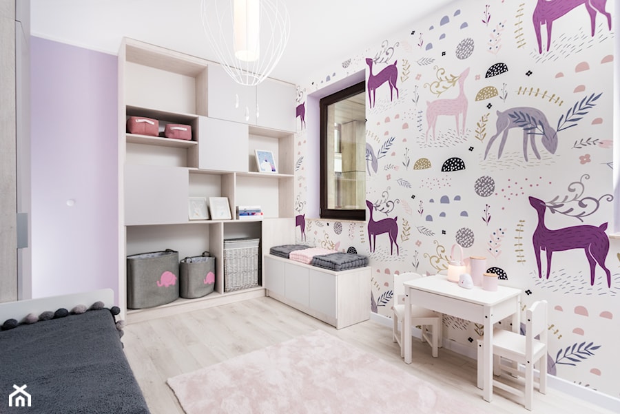 Skandynawskie Mieszkanie - Średni biały pokój dziecka dla dziecka dla chłopca dla dziewczynki, styl skandynawski - zdjęcie od Dom-Art