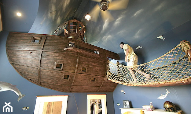 kreatywny pokój dziecka ze statkiem