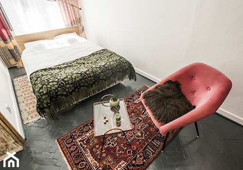 Apartament w Łodzi - Średnia szara sypialnia, styl nowoczesny - zdjęcie od Homebook.pl
