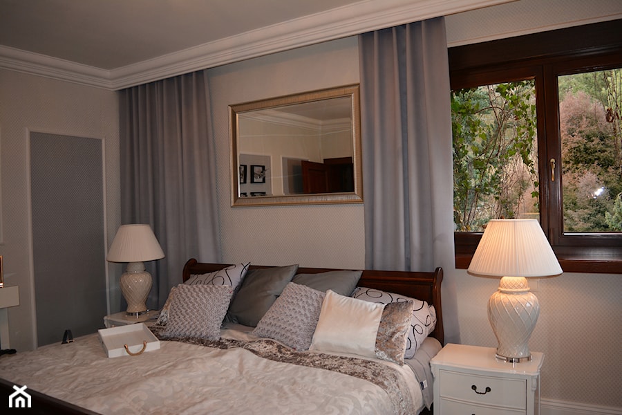 Sypialnia w eleganckich szarościach - Sypialnia, styl tradycyjny - zdjęcie od Lumiere Design