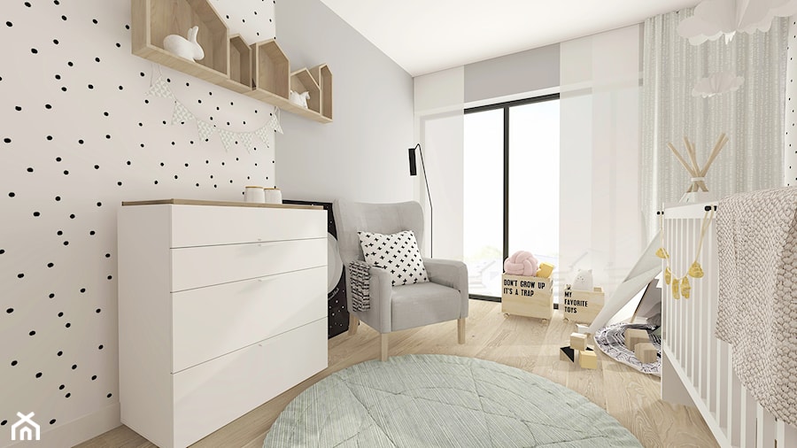 Średni biały szary pokój dziecka dla niemowlaka dla chłopca, styl skandynawski - zdjęcie od INTERJO Projektowanie Wnętrz
