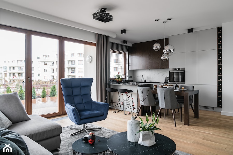 Apartament Altoria 2 - Gdynia - Średni biały salon z kuchnią z jadalnią z tarasem / balkonem z barkiem, styl nowoczesny - zdjęcie od Anna Serafin Architektura Wnętrz