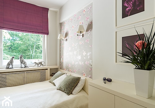 Apartamenty Na Polanie 1 – Gdynia - Mała biała sypialnia, styl nowoczesny - zdjęcie od Anna Serafin Architektura Wnętrz
