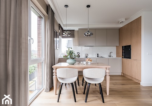 Apartament - Gdynia Kosakowo - Średnia biała jadalnia w kuchni, styl tradycyjny - zdjęcie od Anna Serafin Architektura Wnętrz