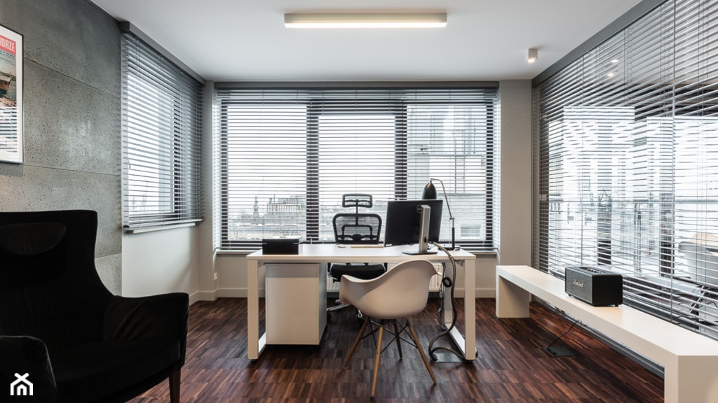Biuro Transatlantyk - Gdynia - Średnie w osobnym pomieszczeniu szare biuro, styl nowoczesny - zdjęcie od Anna Serafin Architektura Wnętrz - Homebook