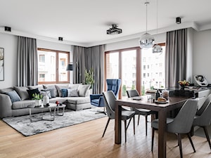 Apartament Altoria 2 - Gdynia - Duży szary salon z kuchnią z jadalnią z tarasem / balkonem, styl nowoczesny - zdjęcie od Anna Serafin Architektura Wnętrz