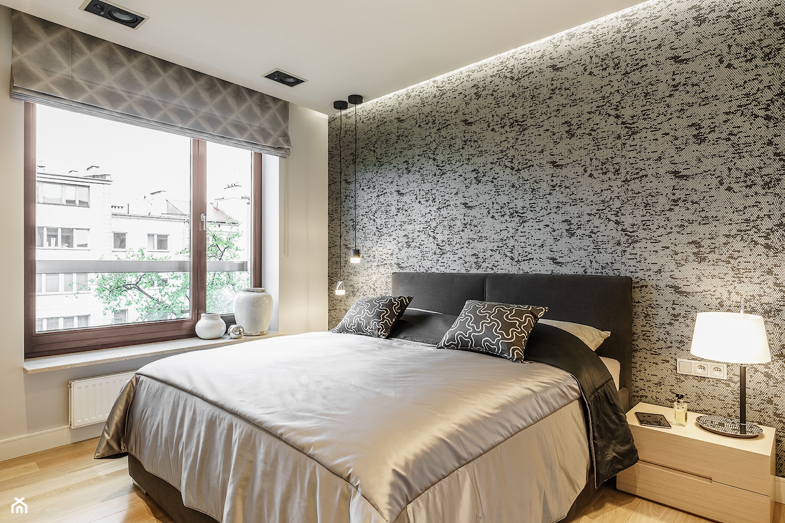 Apartament - Warszawa Powiśle - Średnia biała szara sypialnia, styl nowoczesny - zdjęcie od Anna Serafin Architektura Wnętrz - Homebook
