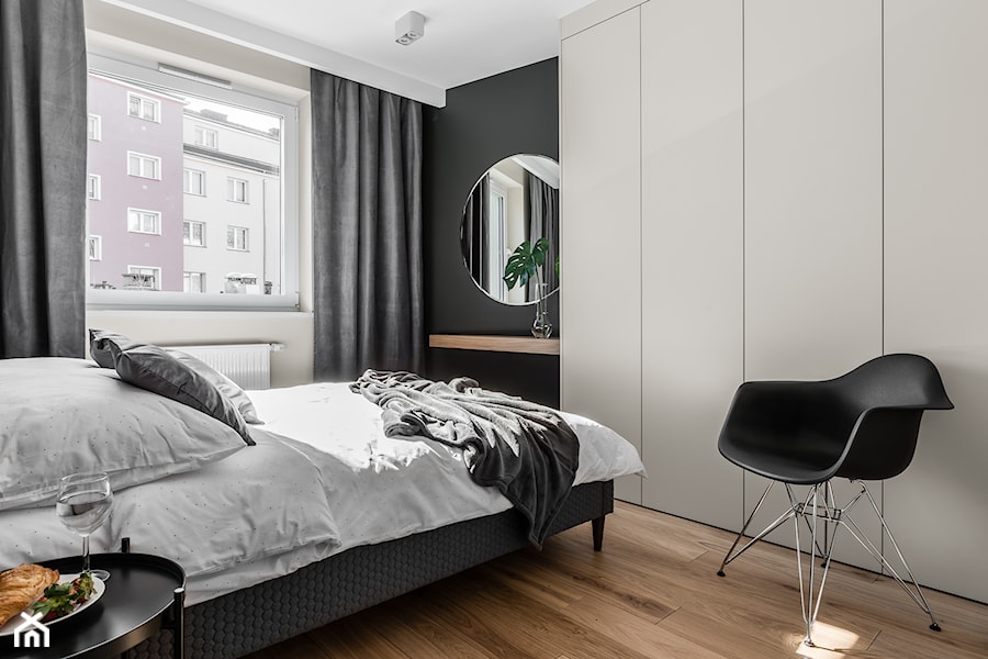 Mieszkanie wakacyjne Tartaczna 1 - Gdańsk - Mała czarna szara sypialnia, styl nowoczesny - zdjęcie od Anna Serafin Architektura Wnętrz