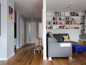 REALIZACJA | pomiędzy dwoma miastami – mieszkanie - Salon, styl skandynawski - zdjęcie od Studio Malina – Architekci & Projektanci wnętrz