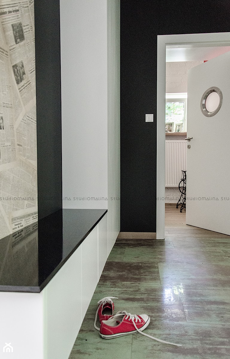 Realizacja | Przedwojenna kamienica | mieszkanie | W-wa Mokotów - Hol / przedpokój - zdjęcie od Studio Malina – Architekci & Projektanci wnętrz