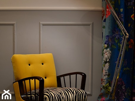 Aranżacje wnętrz - Salon: Fotel Safarii lata 60 - Juicy Colors. Przeglądaj, dodawaj i zapisuj najlepsze zdjęcia, pomysły i inspiracje designerskie. W bazie mamy już prawie milion fotografii!
