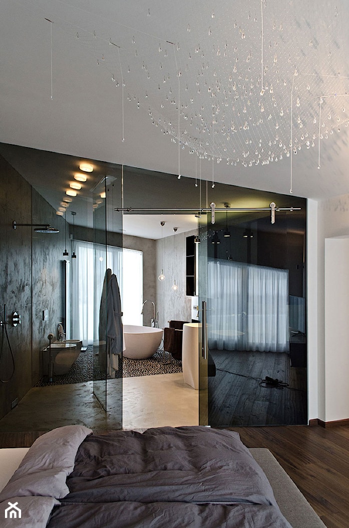 Styl we wnętrzu: Szklana ściana w łazience - Łazienka, styl nowoczesny - zdjęcie od Small world of design - Homebook