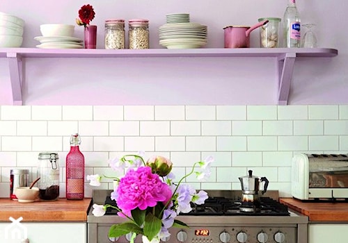 Kolor i deseń: Kolor miesiąca - lila - Kuchnia, styl tradycyjny - zdjęcie od Small world of design