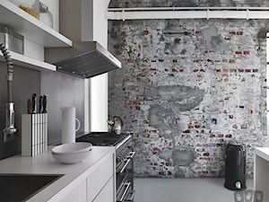 Inspiracje: Tapeta w kuchni - Kuchnia, styl industrialny - zdjęcie od Small world of design