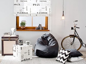 Mały biały salon, styl industrialny - zdjęcie od Dekoria.pl