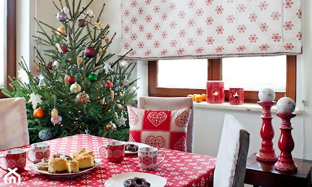 świąteczna dekoracja jadalni w stylu skandynawskim