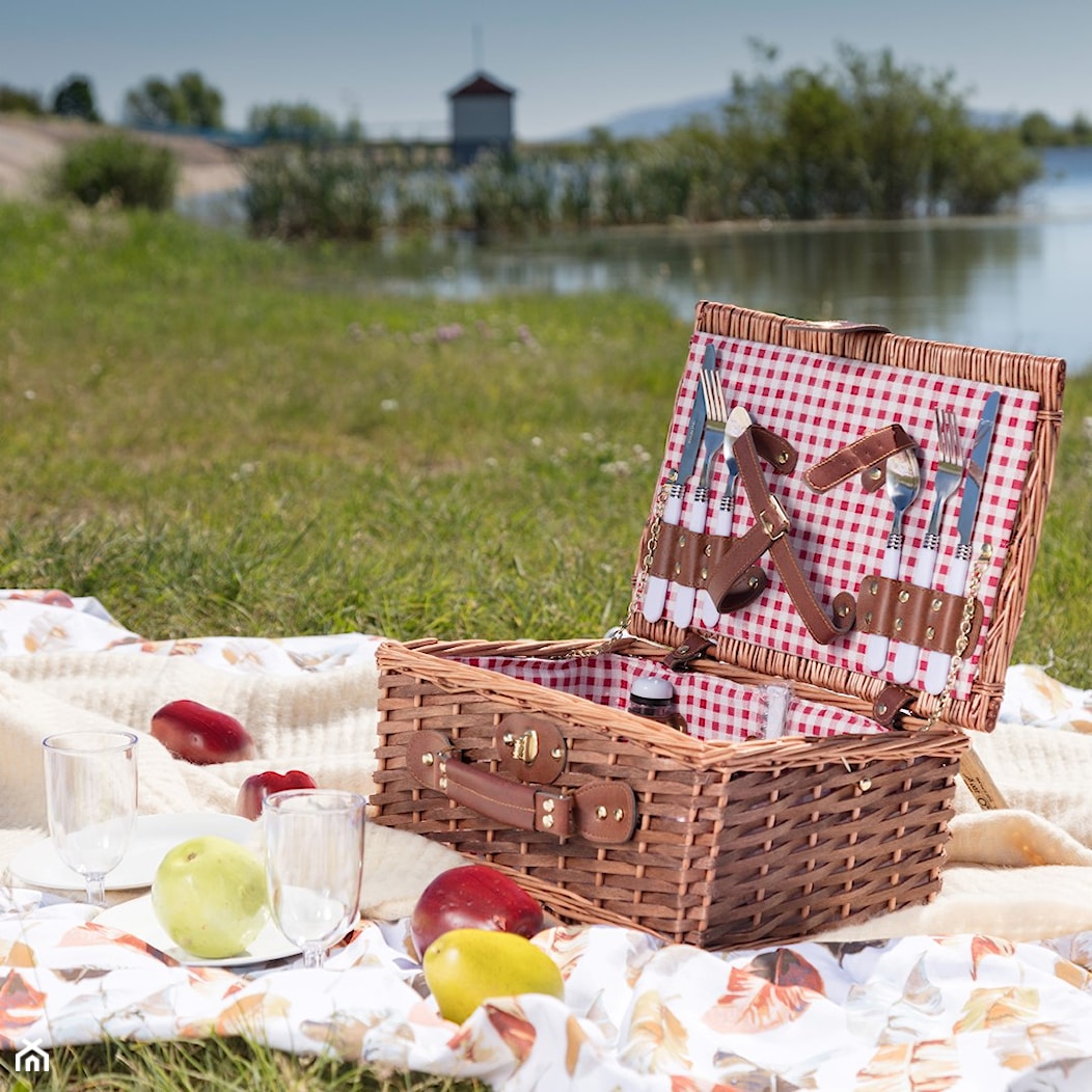 Kosz piknikowy na 2 osoby - zdjęcie od Dekoria.pl - Homebook