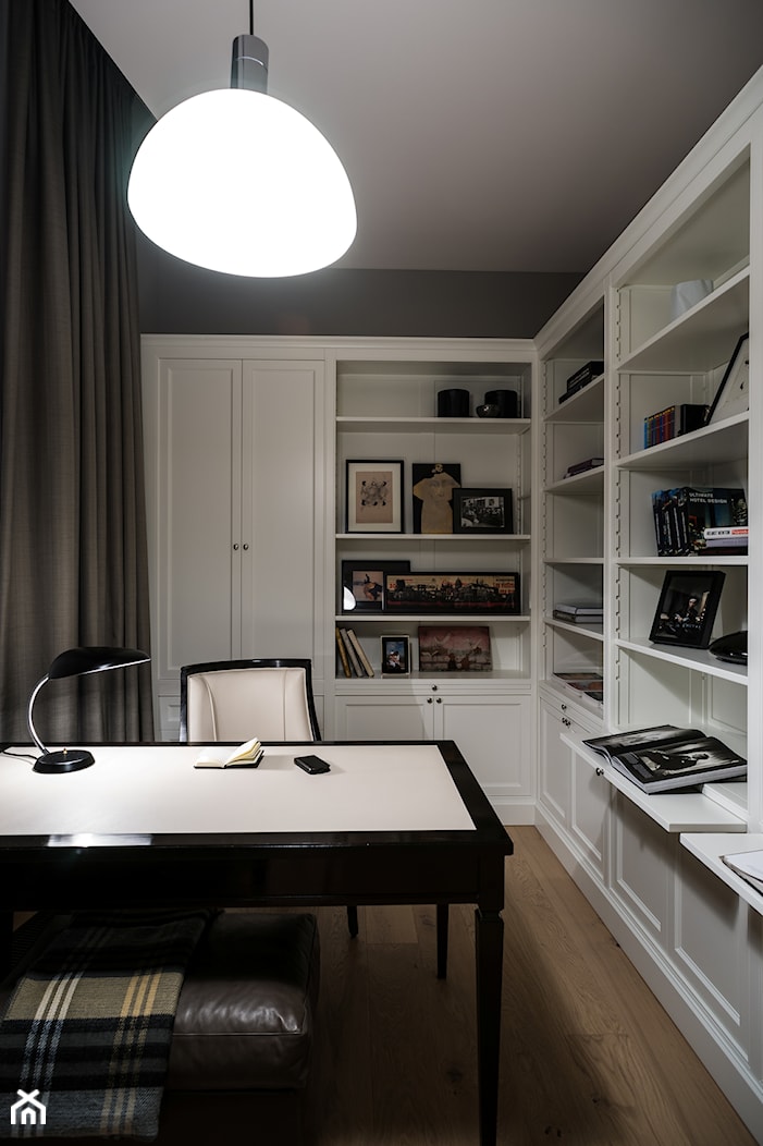 APARTAMENT POWISLE - Małe szare biuro, styl tradycyjny - zdjęcie od Republika Architektury - Homebook