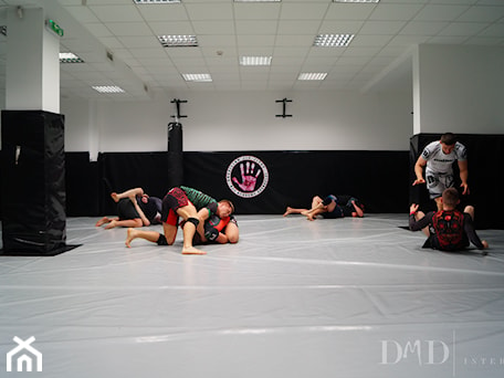 Aranżacje wnętrz - Wnętrza publiczne: Brazylijskie jiu-jitsu BJJ Zgorzelec - DMD Interiør. Przeglądaj, dodawaj i zapisuj najlepsze zdjęcia, pomysły i inspiracje designerskie. W bazie mamy już prawie milion fotografii!