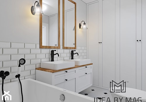 Klatka. - Średnia bez okna z dwoma umywalkami łazienka, styl prowansalski - zdjęcie od Idea by Mag.