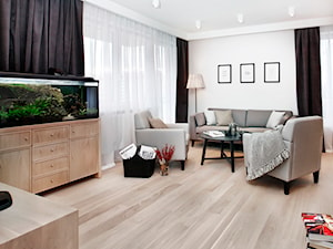 Apartament szary. - Duży biały salon, styl skandynawski - zdjęcie od DEKA DESIGN