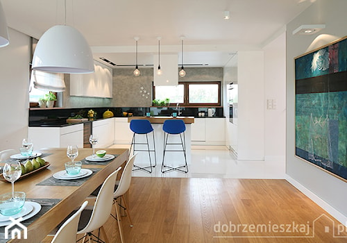 Nowoczesny dom - Średnia biała szara jadalnia w kuchni, styl nowoczesny - zdjęcie od Epoca-Pracownia Projektowa