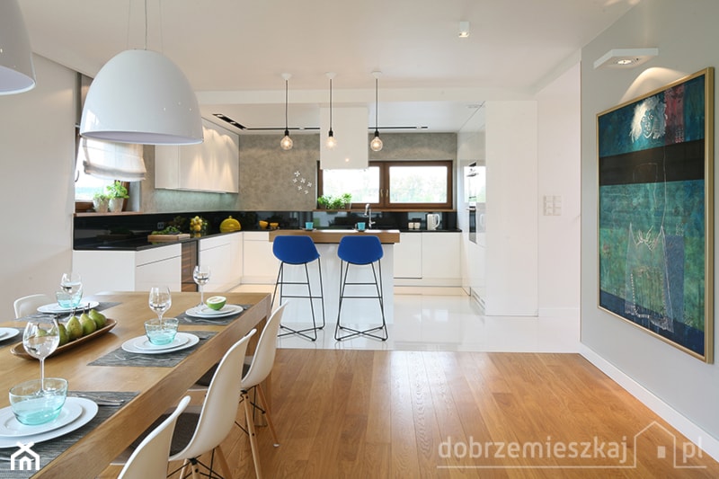 Nowoczesny dom - Średnia biała szara jadalnia w kuchni, styl nowoczesny - zdjęcie od Epoca-Pracownia Projektowa - Homebook