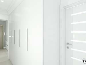 Mieszkanie w Konstantynowie Łódzkim - Średni biały szary hol / przedpokój, styl nowoczesny - zdjęcie od Klaudia Tworo Projektowanie Wnętrz