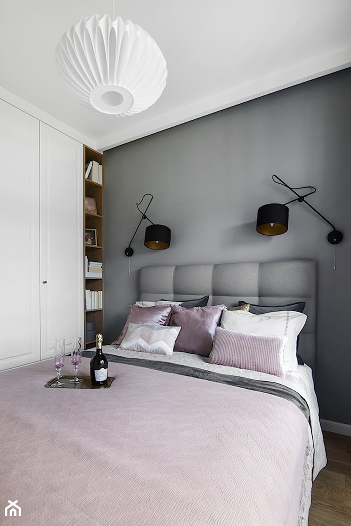 stylizowana sypialnia w sarościach i różach - zdjęcie od Klaudia Tworo Projektowanie Wnętrz - Homebook