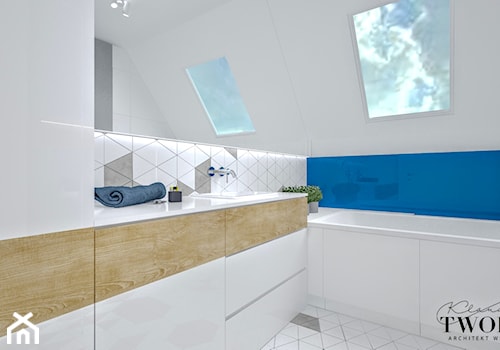 Dom w Jarocinie - Mała na poddaszu z lustrem łazienka z oknem, styl nowoczesny - zdjęcie od Klaudia Tworo Projektowanie Wnętrz