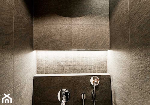 Szczypta kolorów - Mała bez okna łazienka, styl nowoczesny - zdjęcie od Pracownia Architektoniczna Małgorzaty Górskiej-Niwińskiej