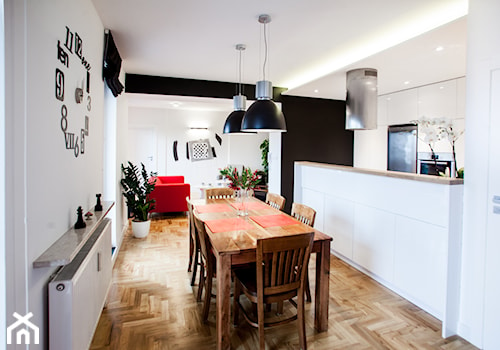 Mieszkanie Ursus - Średnia biała jadalnia w kuchni, styl skandynawski - zdjęcie od Pracownia Architektoniczna Małgorzaty Górskiej-Niwińskiej